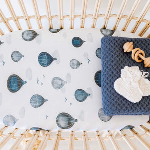Bassinet sheet & change pad cover - Cloud chaser - Aidenandava