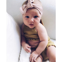 Load image into Gallery viewer, Blush Pink Topknot headband - Aidenandava