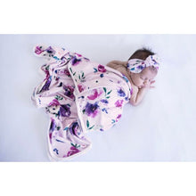 Load image into Gallery viewer, Floral Kiss baby jersey wrap &amp; Topknot set - Aidenandava