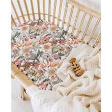Load image into Gallery viewer, Bassinet sheet &amp; change pad cover - Australiana - Aidenandava