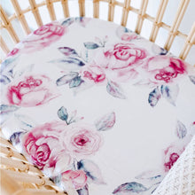 Load image into Gallery viewer, Bassinet sheet &amp; change pad cover - Lilac skies - Aidenandava