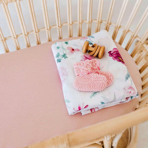 Bassinet sheet & change pad cover - Lullaby Pink - Aidenandava