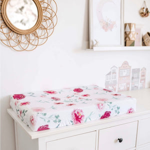 Bassinet sheet & change pad cover - Wanderlust - Aidenandava