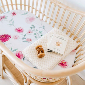 Bassinet sheet & change pad cover - Wanderlust - Aidenandava