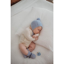 Load image into Gallery viewer, Bonnet &amp; Booties set - Blue - Aidenandava