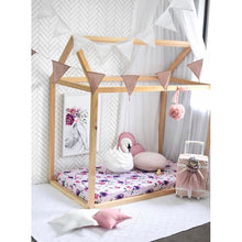 Load image into Gallery viewer, Floral Kiss fitted cot sheet - Aidenandava
