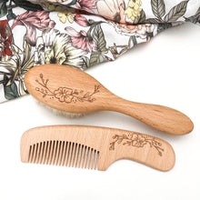 Load image into Gallery viewer, Hairbrush &amp; Comb Set - Vintage Floral