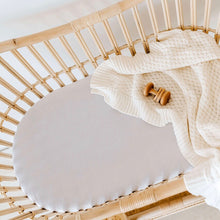Load image into Gallery viewer, Bassinet sheet &amp; change pad cover - Stone - Aidenandava