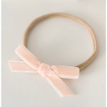 Load image into Gallery viewer, Lychee petite velvet bow - Aidenandava