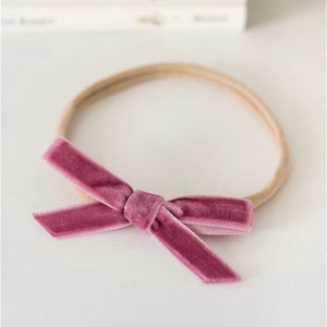 Mauve petite velvet bow - Aidenandava