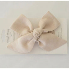 Load image into Gallery viewer, Natural Linen bow headband wrap - Aidenandava