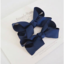 Load image into Gallery viewer, Navy bow clip - Small pair - Aidenandava