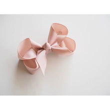 Load image into Gallery viewer, Nude bow clip - Medium - Aidenandava