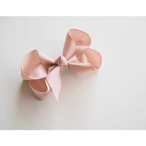 Nude bow clip - Small - Aidenandava