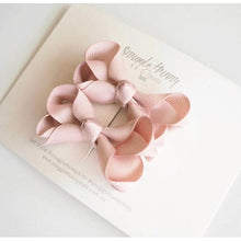 Load image into Gallery viewer, Nude bow clip - Small - Aidenandava