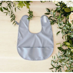 Snuggle Bib - Sky - Aidenandava