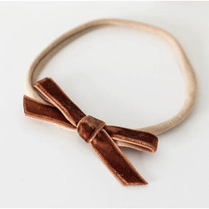 Toffee petite velvet bow - Aidenandava