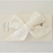 Load image into Gallery viewer, White Linen bow headband wrap - Aidenandava