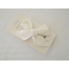 Load image into Gallery viewer, White Linen bow headband wrap - Aidenandava